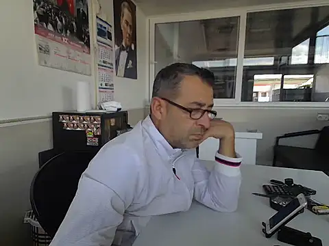 rafasilva3535 online show from 09-30-25, 11:04
