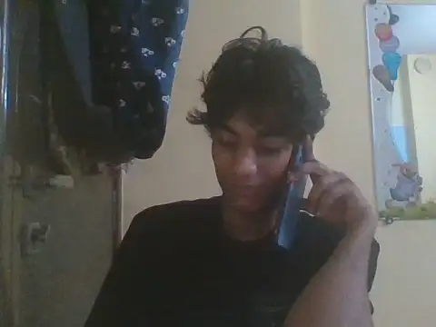 Snapshot of Alfasex8 chatting on 06-01-26, 05:47 Alfasex8 online show from 06-01-26, 05:47
