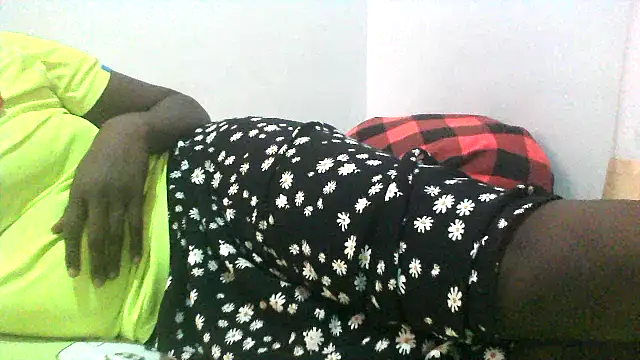 Snapshot of Africanmilk256 chatting on 03-25-26, 08:31 Africanmilk256 online show from 03-25-26, 08:31