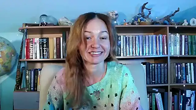 Foxilady357 online show from 10-28-25, 03:04