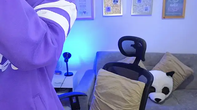 yulian vasquez online show from 12-16-25, 12:21