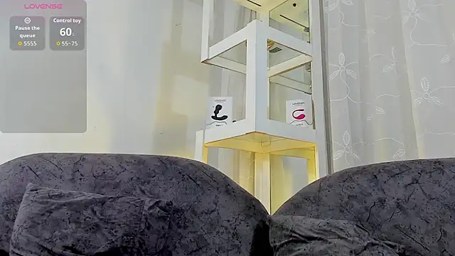 LoganTwink18 online show from 09-16-25, 02:40