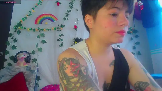 Mitsuha gate online show from 12-16-25, 02:33