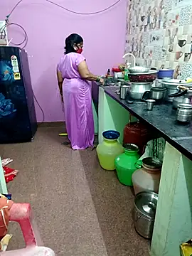 amuthasree online show from 10-21-25, 04:51