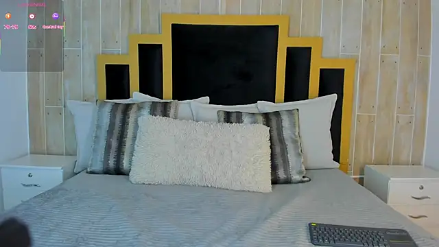 Snapshot of isabellasouza chatting on 12-05-25, 07:43 isabellasouza online show from 12-05-25, 07:43