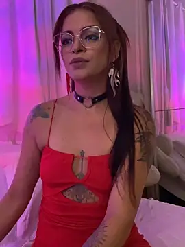 TayllorSweet  online show from 04-28-26, 12:31