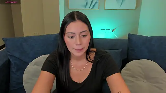 AmbarJames  online show from 03-06-26, 12:01