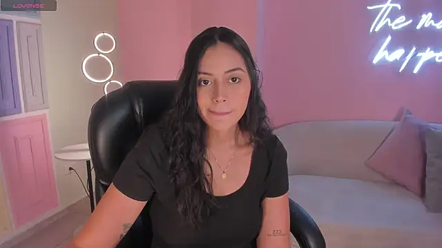 AmbarJames  online show from 06-10-26, 07:13