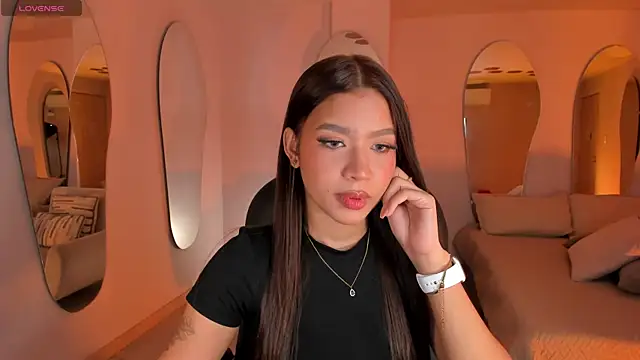 SophieHouston  online show from 06-25-26, 02:55