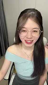 Qianqian-888 online show from 11-15-25, 12:52