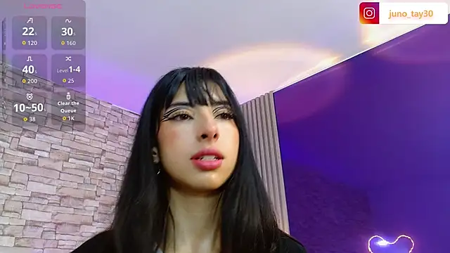 Snapshot of juno_tay chatting on 10-15-25, 11:43 juno tay online show from 10-15-25, 11:43