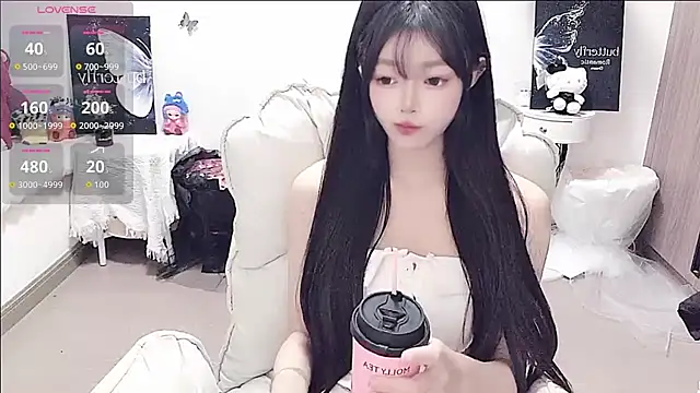 -EEBABY online show from 06-03-26, 01:14
