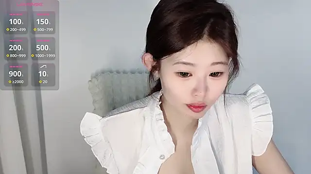 Snapshot of A-Sweet-168-M chatting on 05-01-26, 10:47 A-Sweet-168-M online show from 05-01-26, 10:47