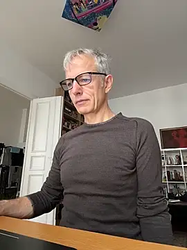 SexyLeon8 online show from 11-11-25, 08:36