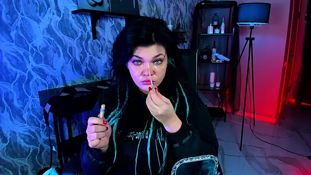 MaryHarrys online show from 11-23-25, 02:33