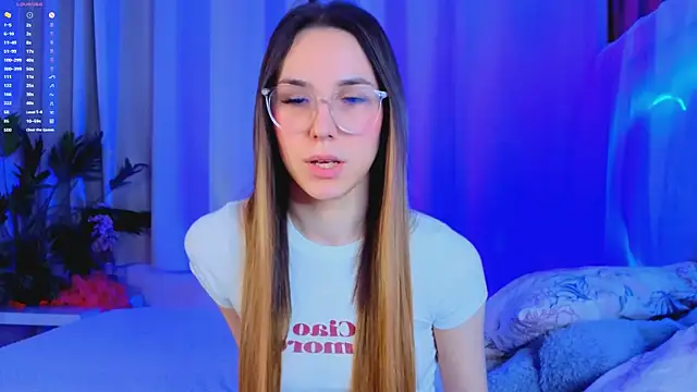 -CindyLou online show from 12-19-25, 05:14