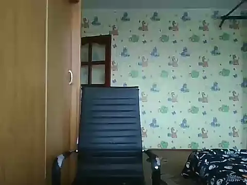 chiraq1945 online show from 11-19-25, 06:02