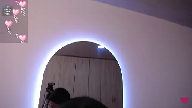 Snapshot of pinky_f00x chatting on 11-28-25, 07:38 pinky f00x online show from 11-28-25, 07:38