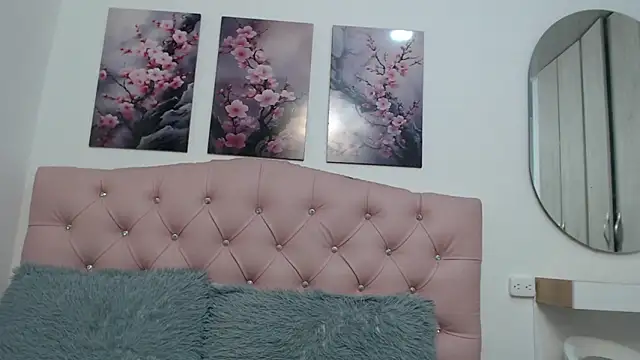 pinky f00x online show from 12-22-25, 07:22