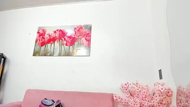 Snapshot of pinky_f00x chatting on 06-02-26, 07:38 pinky f00x online show from 06-02-26, 07:38