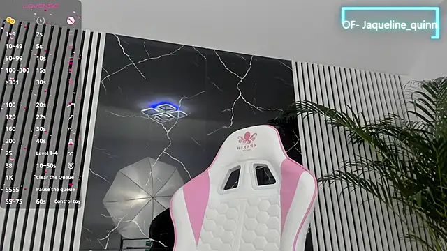 daisyblushh online show from 09-15-25, 07:14