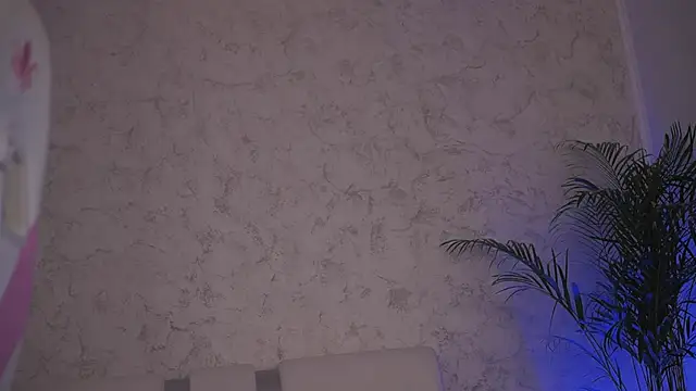 daisyblushh online show from 05-30-26, 10:12