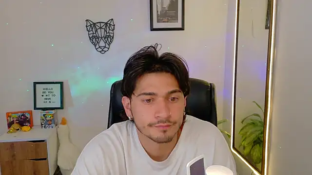 Elian savoy online show from 12-13-25, 11:32