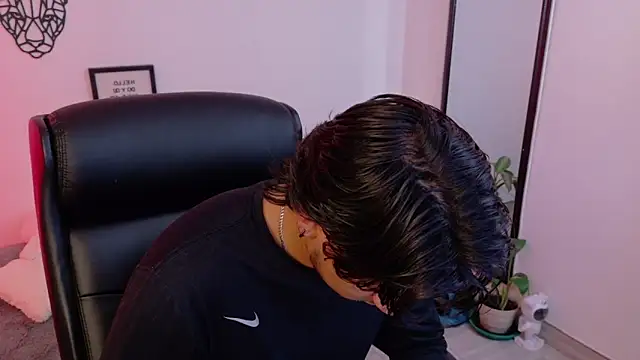 Elian savoy online show from 03-20-26, 10:42