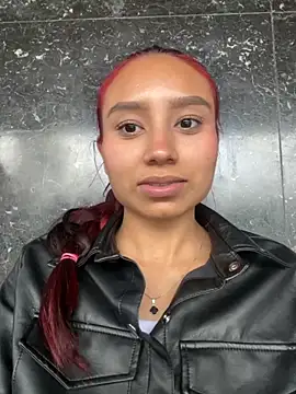 ximena vasquez8 online show from 10-01-25, 09:32