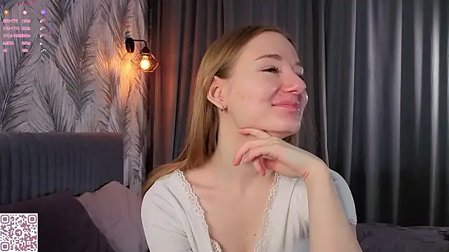 ElvinaRose online show from 02-18-26, 03:24