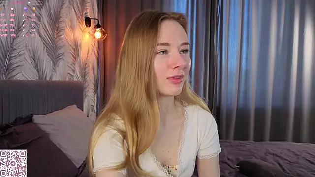 ElvinaRose online show from 05-09-26, 04:39