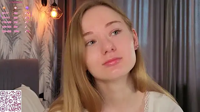 ElvinaRose online show from 06-09-26, 04:57