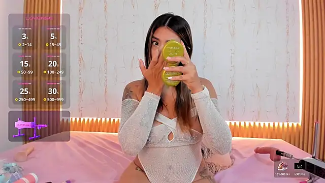 Snapshot of stefanyhorny_69 chatting on 10-23-25, 01:32 stefanyhorny 69 online show from 10-23-25, 01:32