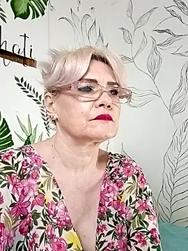 Catty Lady online show from 07-12-26, 06:32