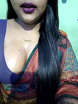 Snapshot of JIYA-04 chatting on 12-05-25, 02:36 JIYA-04 online show from 12-05-25, 02:36