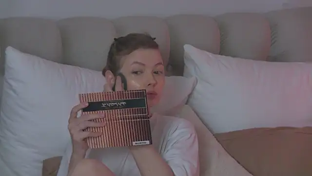 Snapshot of miamunn chatting on 03-01-26, 02:24 miamunn online show from 03-01-26, 02:24