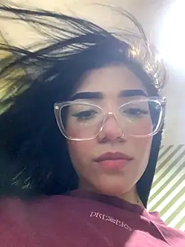 ElaRose 12 online show from 10-04-25, 08:40