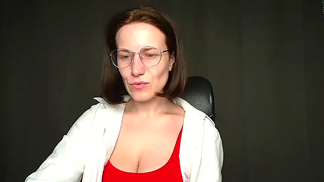 Kelly Kisss online show from 04-25-26, 07:55