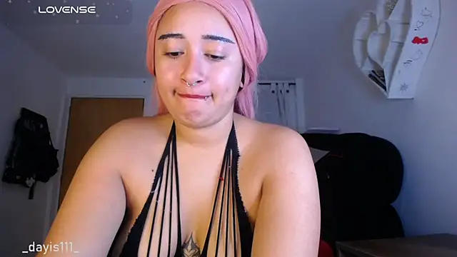 Snapshot of dayis_sweet chatting on 04-15-26, 01:56 dayis sweet online show from 04-15-26, 01:56