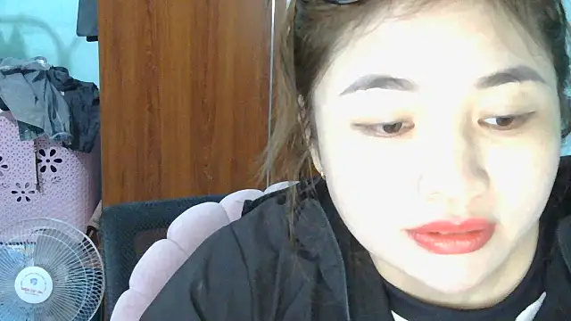 Uhem112 online show from 10-23-25, 03:50