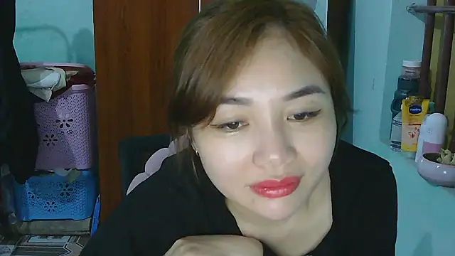 Uhem112 online show from 10-30-25, 01:12