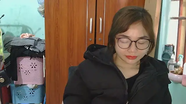 Uhem112 online show from 12-16-25, 12:37