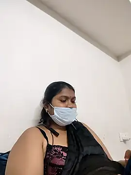 Snapshot of tamil_Miraclequeen chatting on 09-15-25, 04:18 tamil Miraclequeen online show from 09-15-25, 04:18