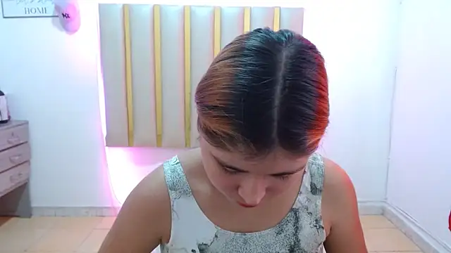 keilicita tonny 18 online show from 12-19-25, 05:09