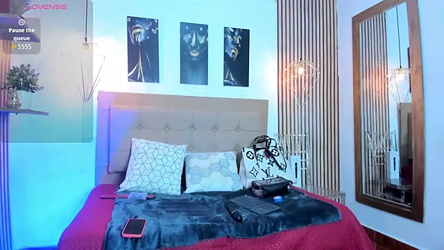 Snapshot of _samanthaa_foxx chatting on 09-24-25, 11:46 samanthaa foxx online show from 09-24-25, 11:46