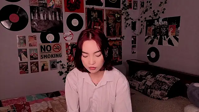 OdetteBiddy online show from 03-07-26, 08:17