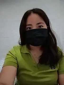 Snapshot of sia_143 chatting on 05-24-26, 10:31 sia 143 online show from 05-24-26, 10:31