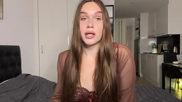 Snapshot of franzeva chatting on 05-06-26, 11:37 franzeva online show from 05-06-26, 11:37
