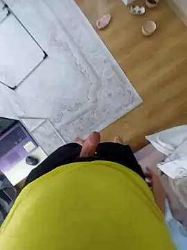 gelgelgel 17 online show from 04-28-26, 07:57