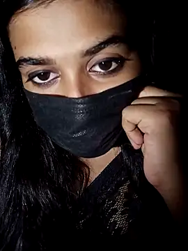 umairahaasan 1 online show from 09-18-25, 05:15